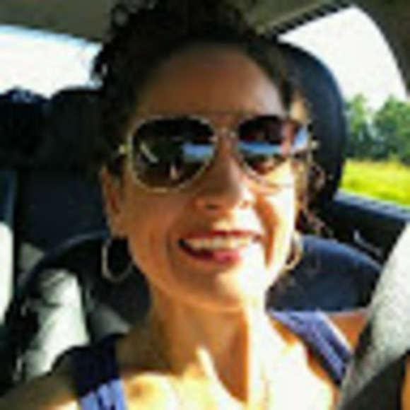 Meet your Posher, Cherity - Picture 1 of 1